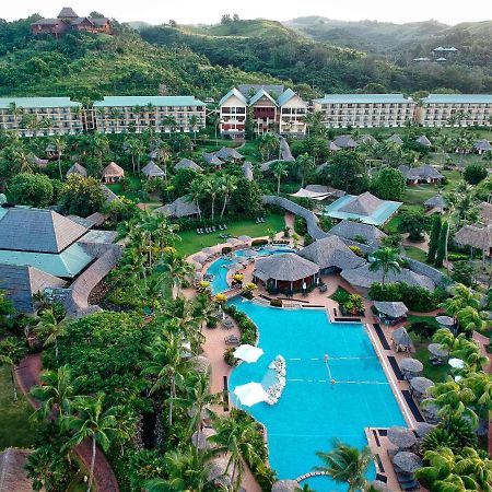 Outrigger Fiji Beach Resort Korotogo Dış mekan fotoğraf Vinpearl Hotel Nha Trang
